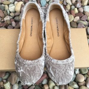💫 Lucky Brand Size 8 Crushed Velvet Ballet Flats